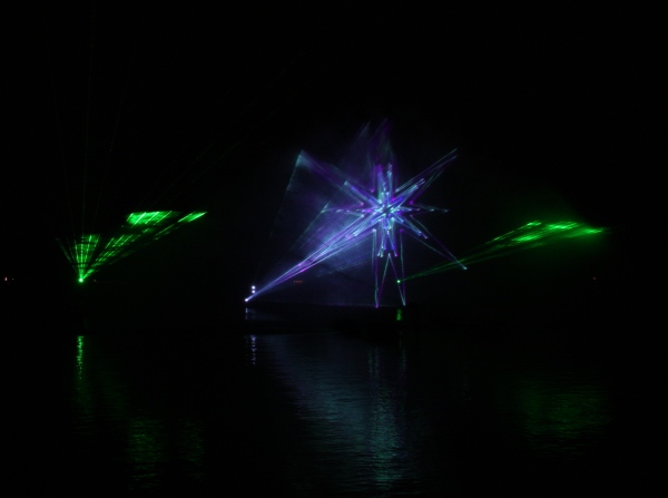 Lasershow Maschsee   095.jpg